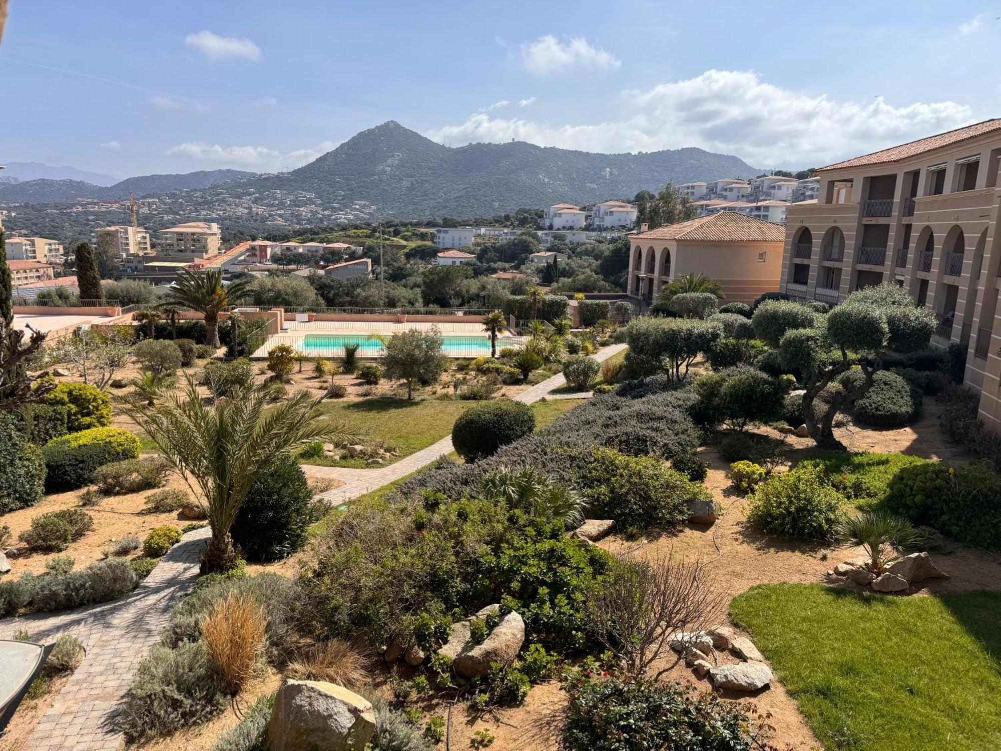 Joli Studio Tout Confort Proche Toutes Commodites Dans Residence Calme L'Ile-Rousse  Exterior photo
